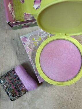 Made by Mitchell Slip Dew Gel Cream Illuminator Highlighter Aura Crystals BNIB